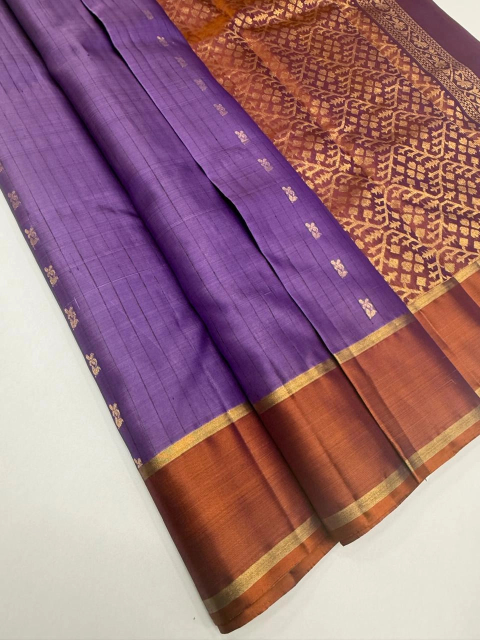 Purple Soft Silk Saree with Kommai Butta Pattern and Contrast Border for Festive Wear