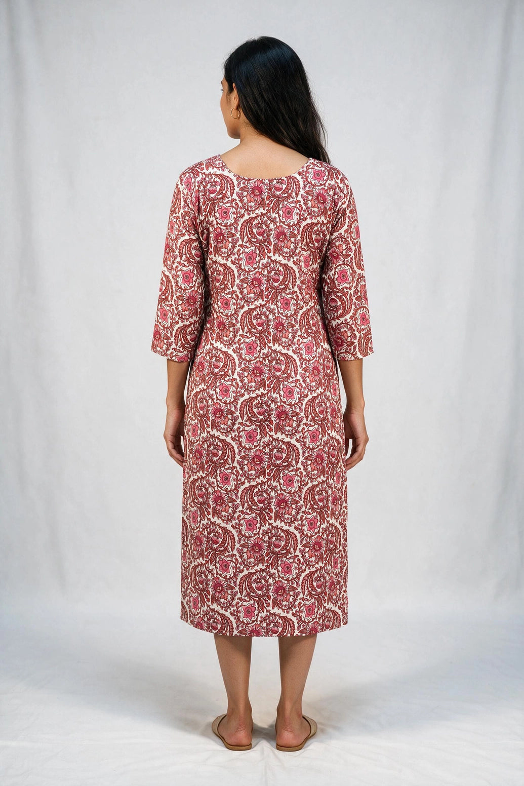 Pink Floral Cotton Kurti with Lace Detailing and Wooden Buttons for Women, 3/4 Sleeves Midi Length