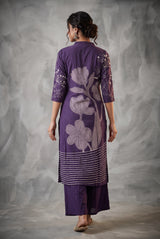 Purple Roman Co-Ord Kurti Set with Vertical Floral Placement Print & V-Neck Kurti, Elastic Pant