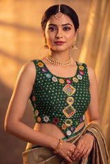 Bandhani Print Sleeveless Mirror-Work Blouse with Pearl Bead Mirror Clusters for Navratri, Festive Wear