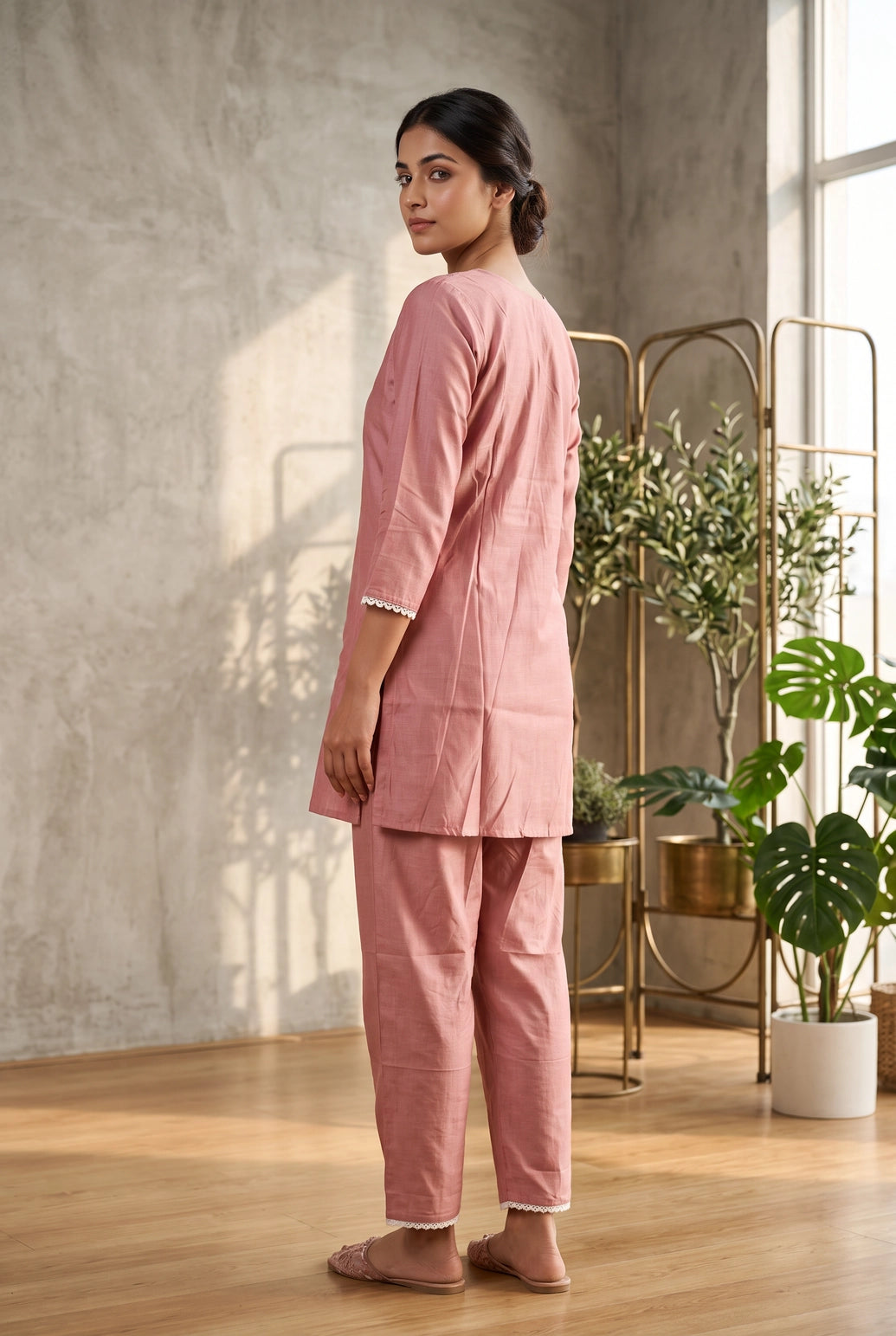 Peach Roman Co-Ord Kurti & Pant Set with Mirror-Work Embroidery and Elastic-Fit Interlock Fabric