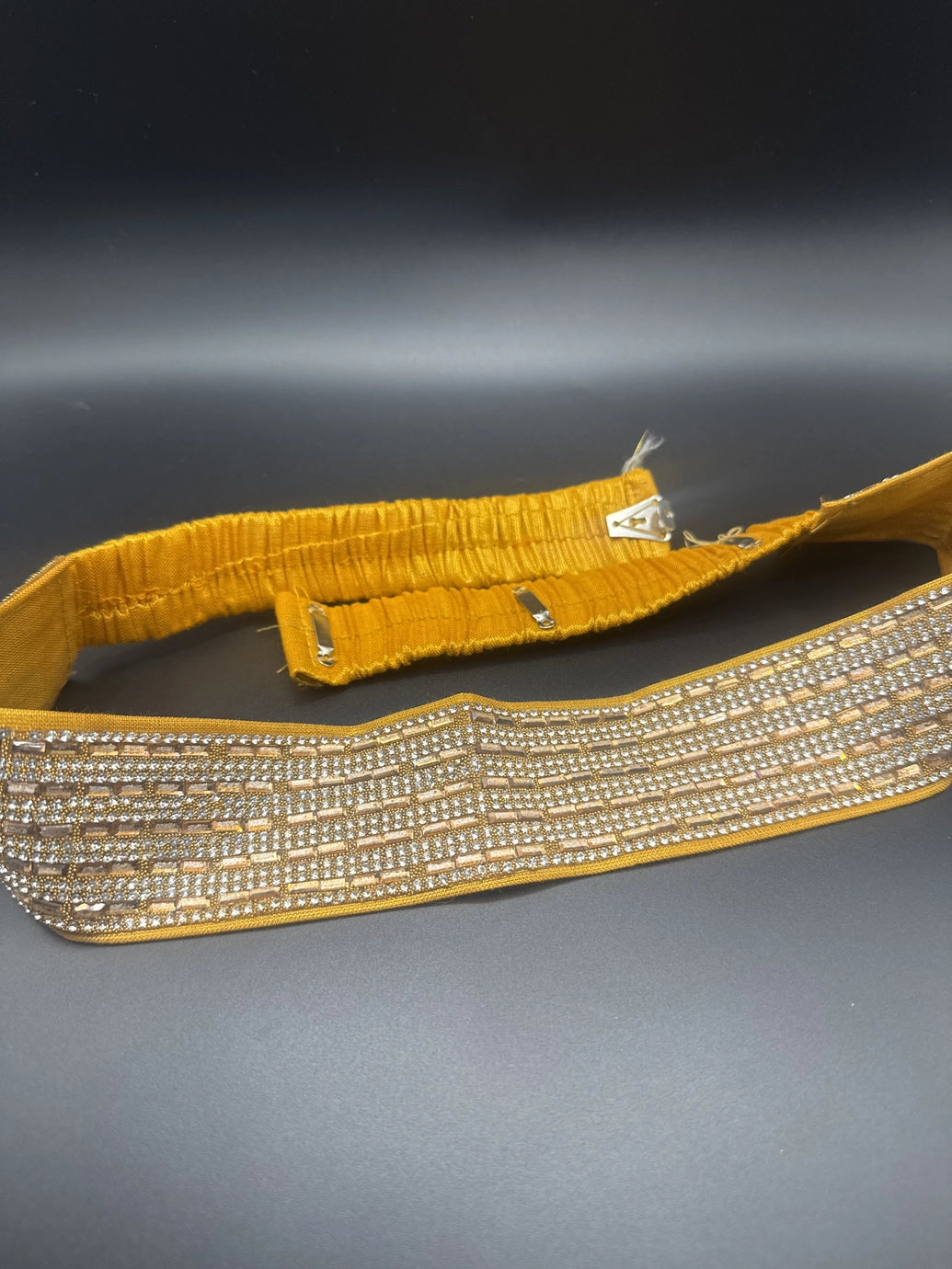 Gold-Tone Crystal Embellished Hip Belt for Saree & Lehenga – Adjustable Elastic Waist Belt Jewelry JCS Fashions