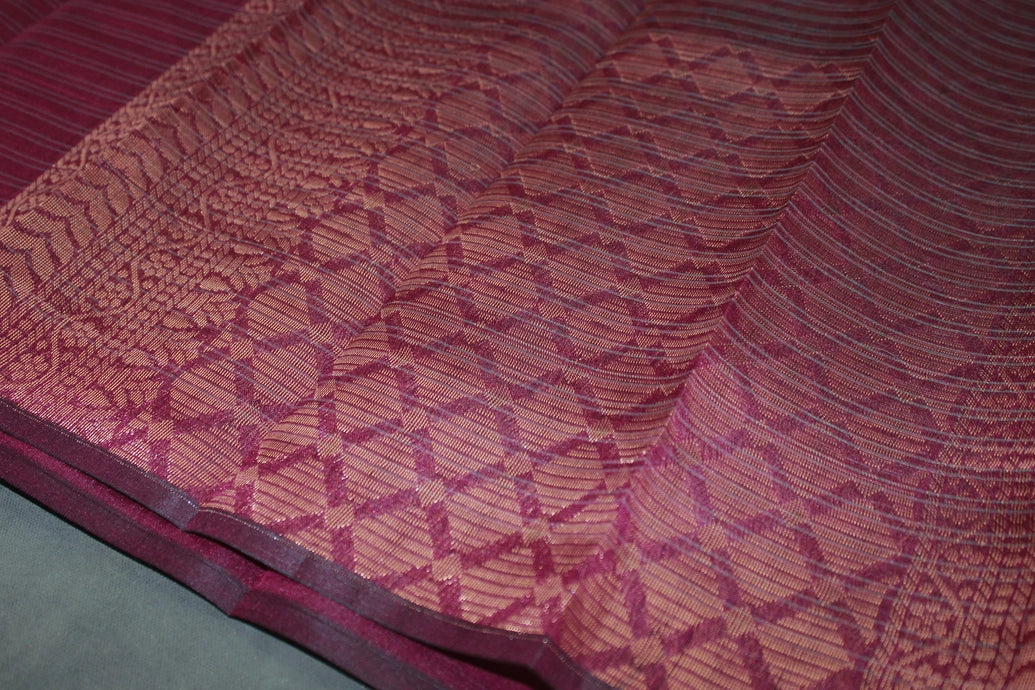 Maroon Silk Cotton Saree with Zari Border and Blouse Piece, Borderless Look, Traditional Square Motifs