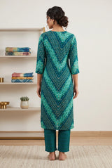 Women’s Green Rayon Kurti Set with Printed Pattern & Elastic Pant, Geometric Capsule Foil Print