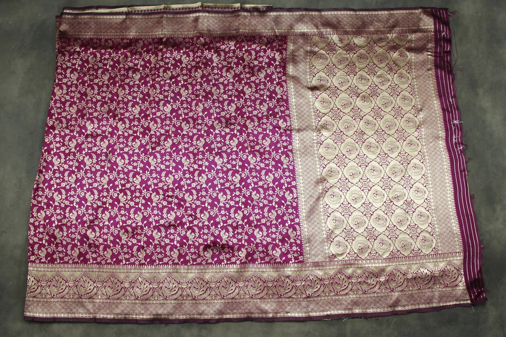 Woven, Embroidered, Floral Print Banarasi Handloom Satin Saree,  Saree comes with blouse