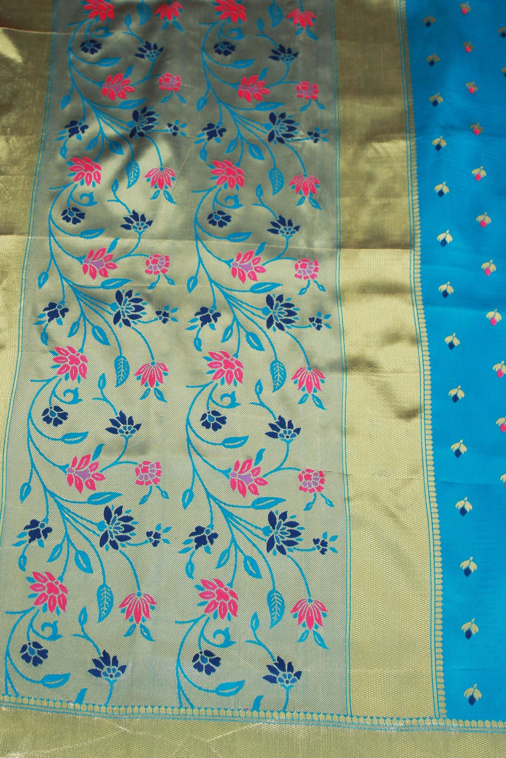 Kamal Paithani Silk Floral Design Pallu Saree With Design Border, Full body small floral butties,  saree comes with blouse