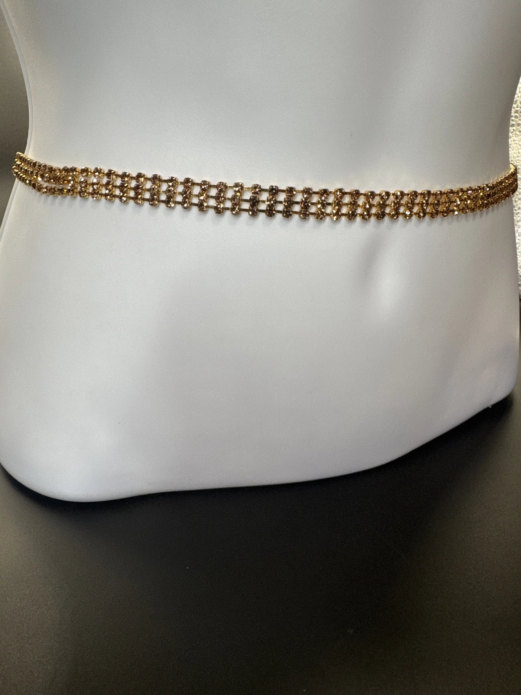 Gold-Tone Three-Layer Hip Chain with Sparkling Link Detailing – Adjustable Fashion Waist Belt Jewelry JCS Fashions