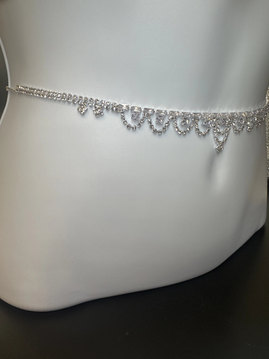 Silver Crystal Scalloped Hip Chain - Delicate Drop Design with Adjustable Extension Jewelry JCS Fashions