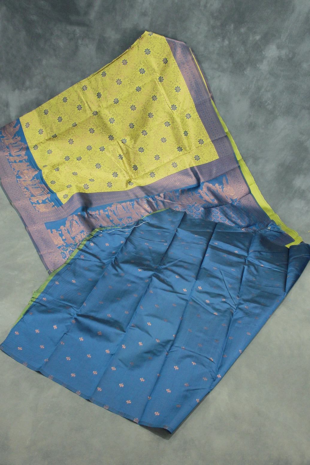 Green Kubera Pattu Saree with Pallakku Border and Matching Blouse