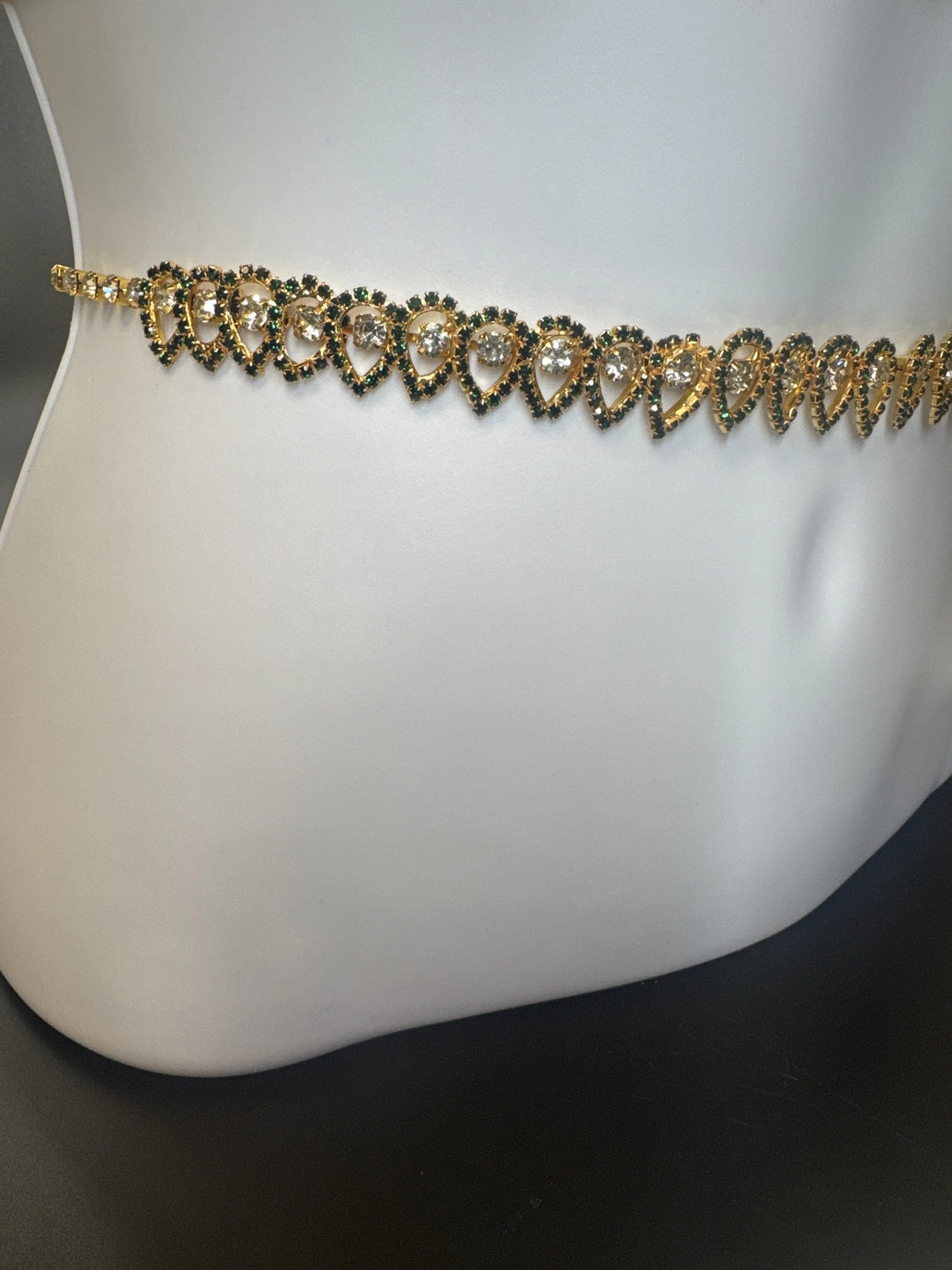 Gold-Tone Green Stone Hip Chain with Clear Round Stones and Teardrop Scalloped Design Jewelry JCS Fashions