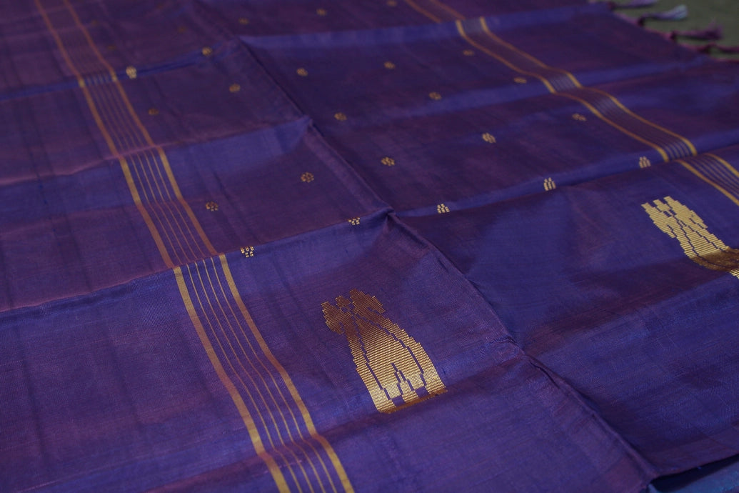 Violet Banana Pith (Vaazhai Naar) Handloom Saree, Borderless Full Body with Small Butta and Contrast Pallu