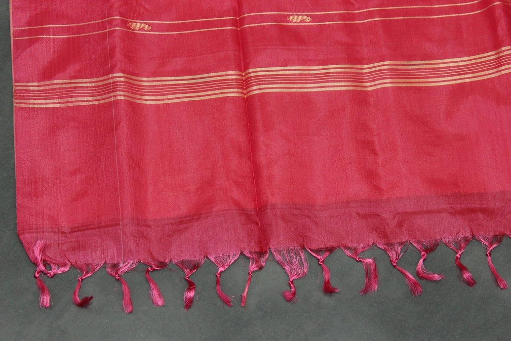 Vaazhai Naar (Banana Pith) Light Yellow Saree with Pink Pallu and Small Butta Motifs - Borderless Traditional Saree