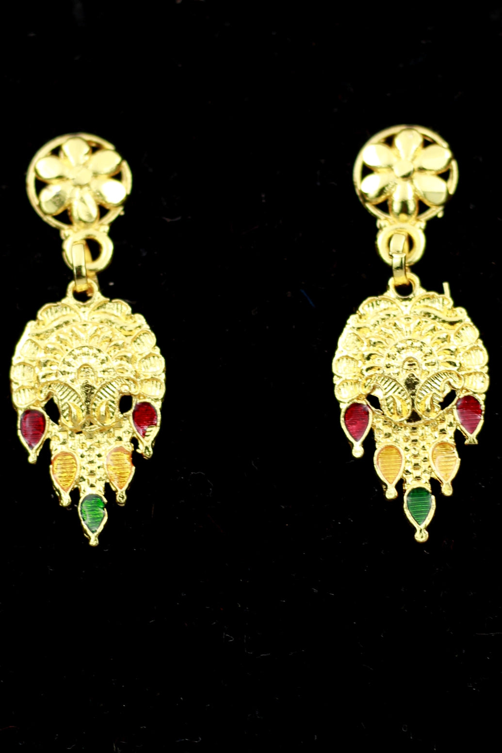Traditional Gold-Tone Pearl Necklace Set with Floral Pendant & Dangler Earrings