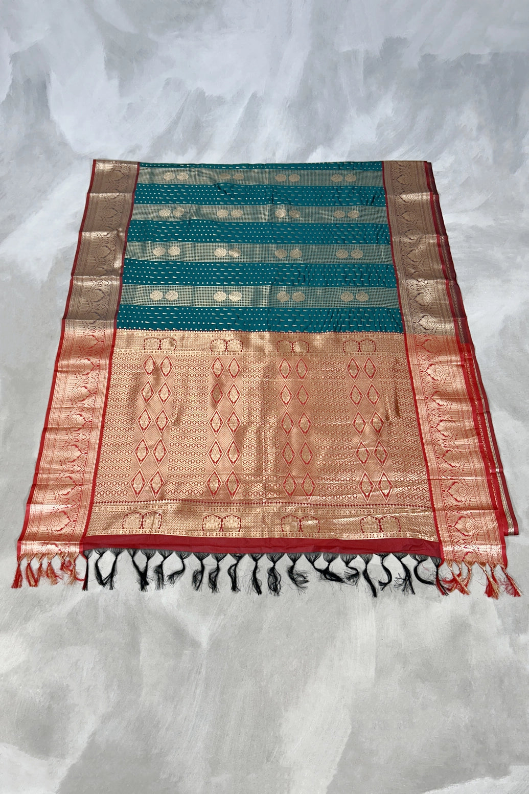 Teal Blue Pure Silk Saree with Heavy Pallu Border and Contrast Blouse Piece