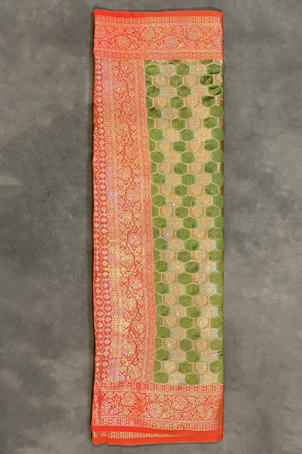 Mehendi Green Cotton Organza Designer Saree with Stone Work & Floral Pallu, Fancy Pattern Saree with Blouse