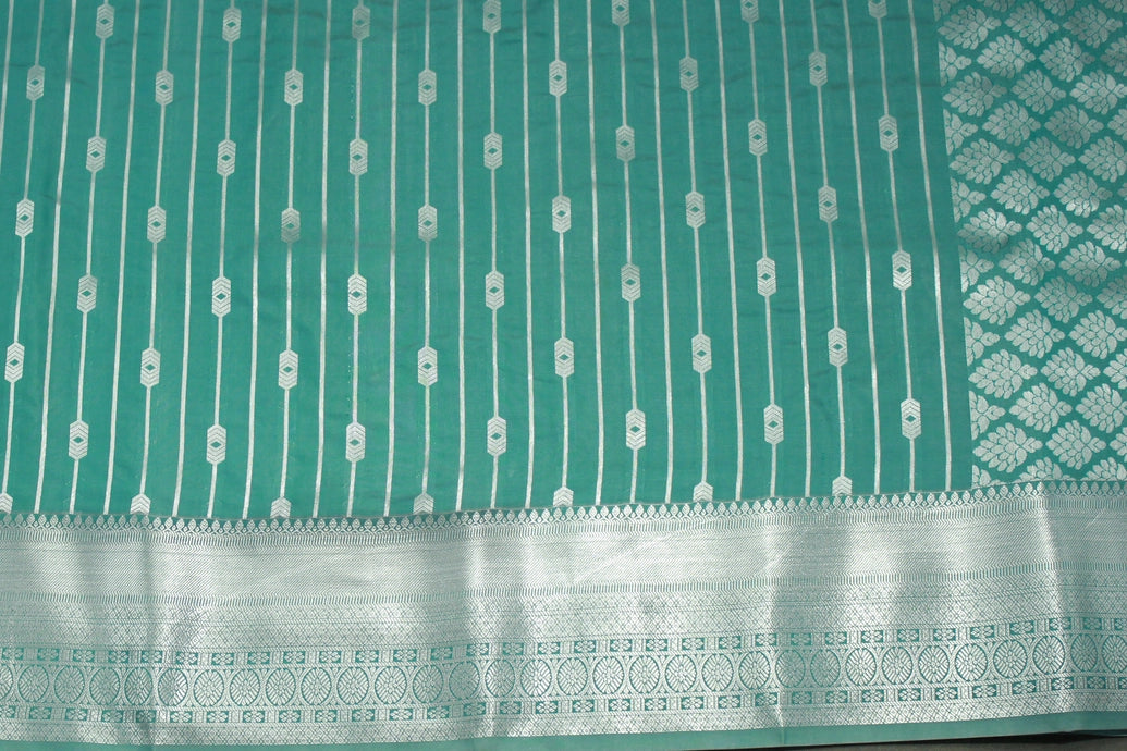 Green Bridal Vaira Oosi Semi Silk Saree with Silver Zari Border and Blouse Piece