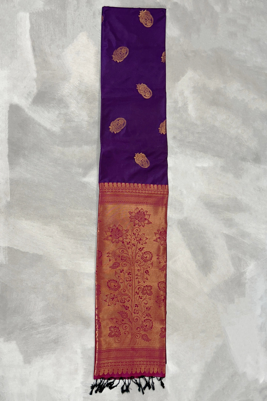 Purple Korvai Soft Silk Border Saree with Gold Zari Buttas and Floral Traditional Border