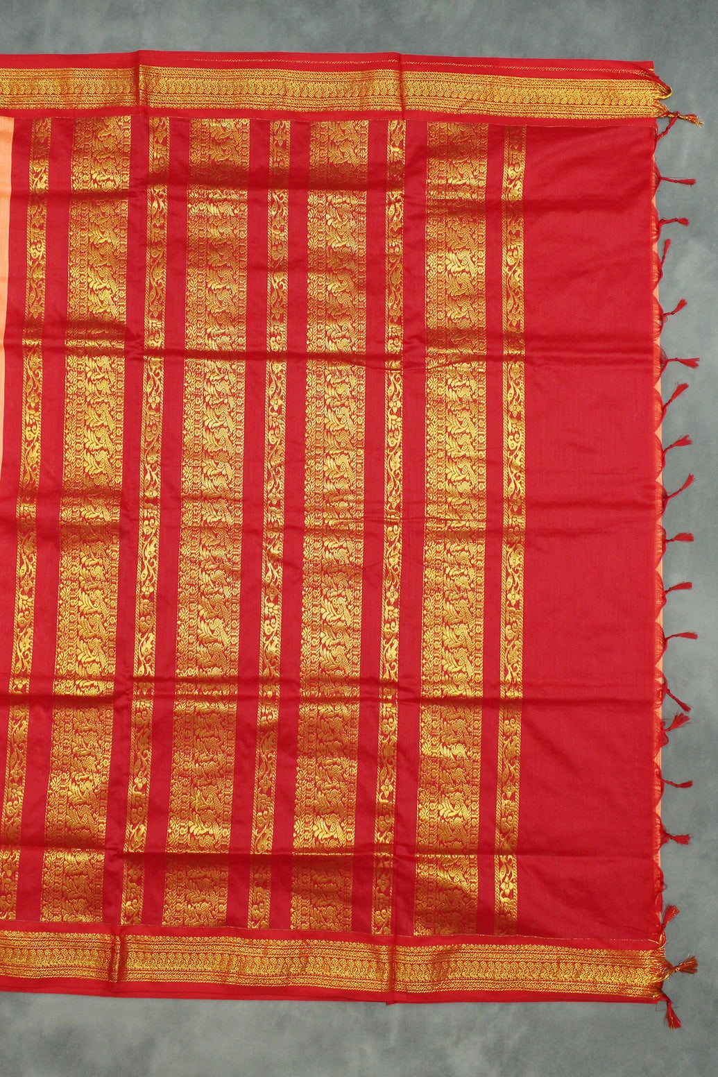 Silk cotton sarees with grand pallu and thick Zari border both sides. Full body small butties. With blouse