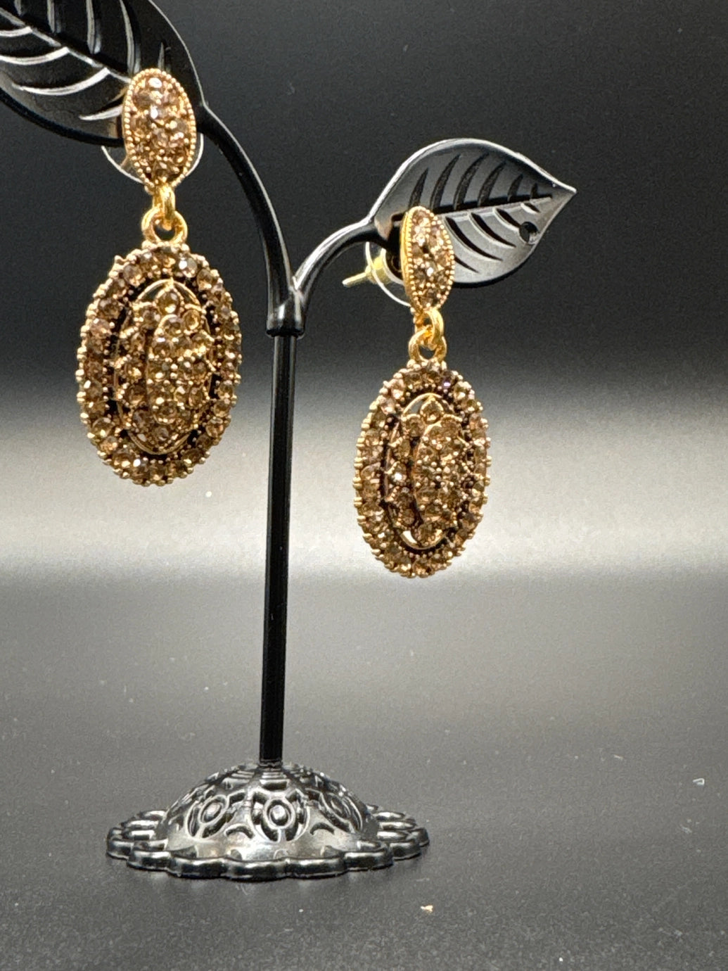 Victorian Style Gold-Tone Crystal Disc Dangle Earrings - 1.5 inch Drop