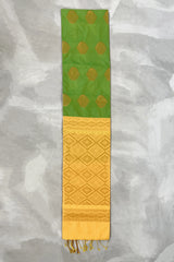 Green Korvai Soft Silk Saree with Delicate Gold Zari Buttas and Floral Zari Border, Traditional Look