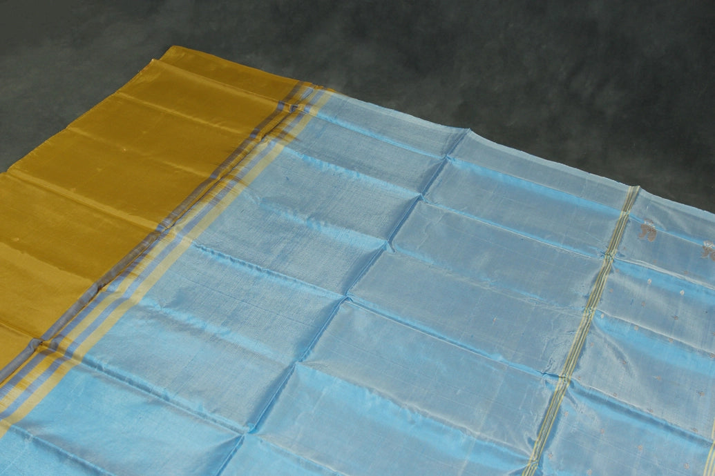 Banana pith / Vaazhai naar saree saree, Borderless,              full body Comes with small butta