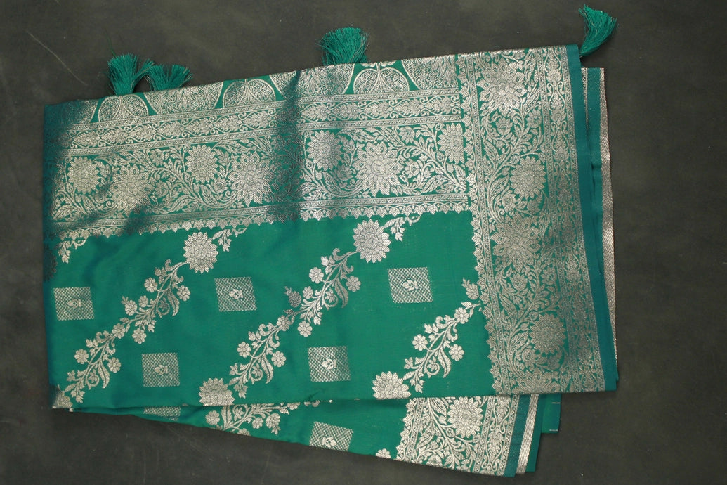 Green Banarasi Silk Saree with Zari Floral Motifs and Rich Contrast Border, Tassels, Comes with Blouse