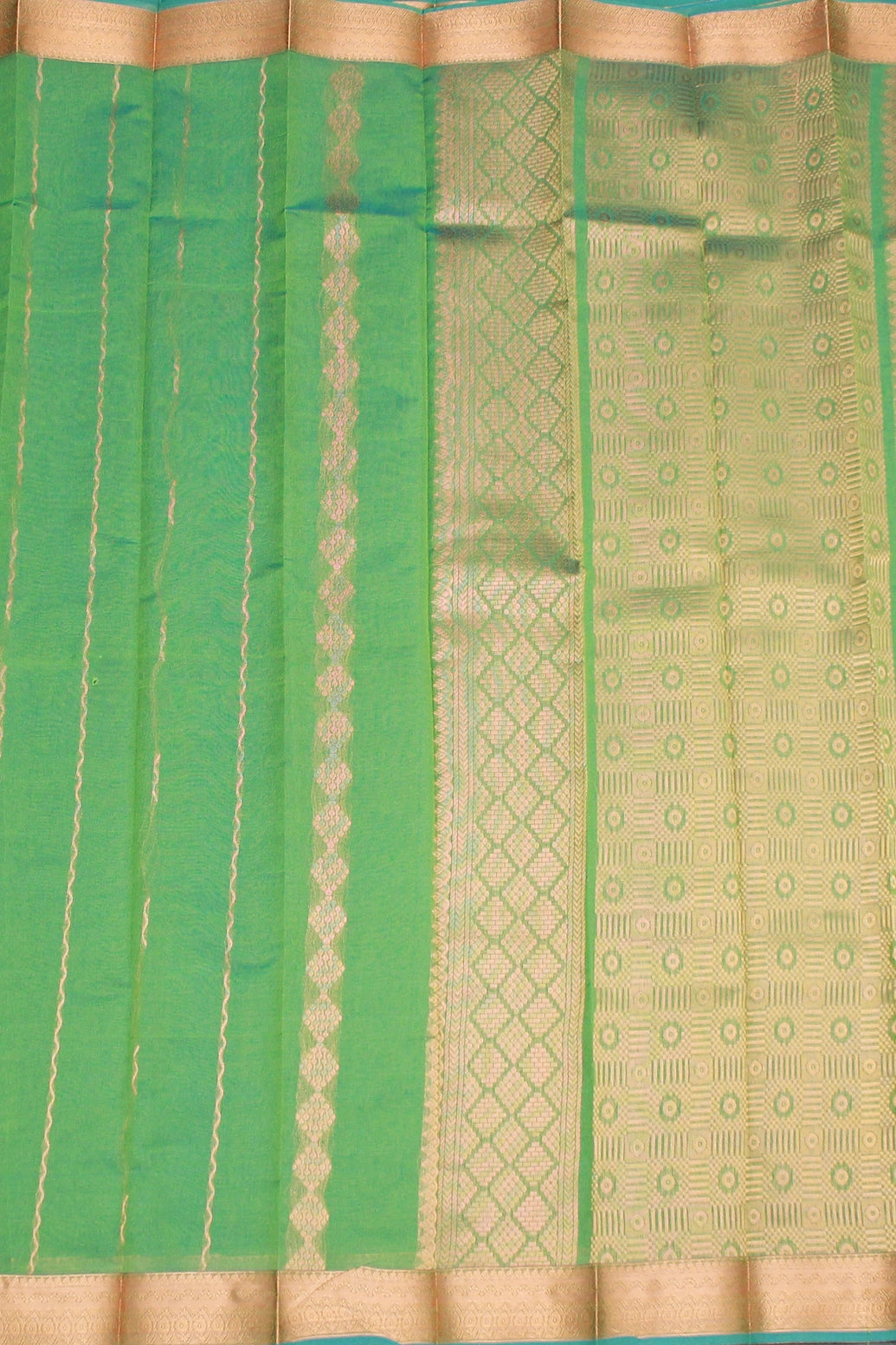 Green Silk Cotton Saree with Beautiful Zari Border and Blouse Piece, Traditional Woven Design