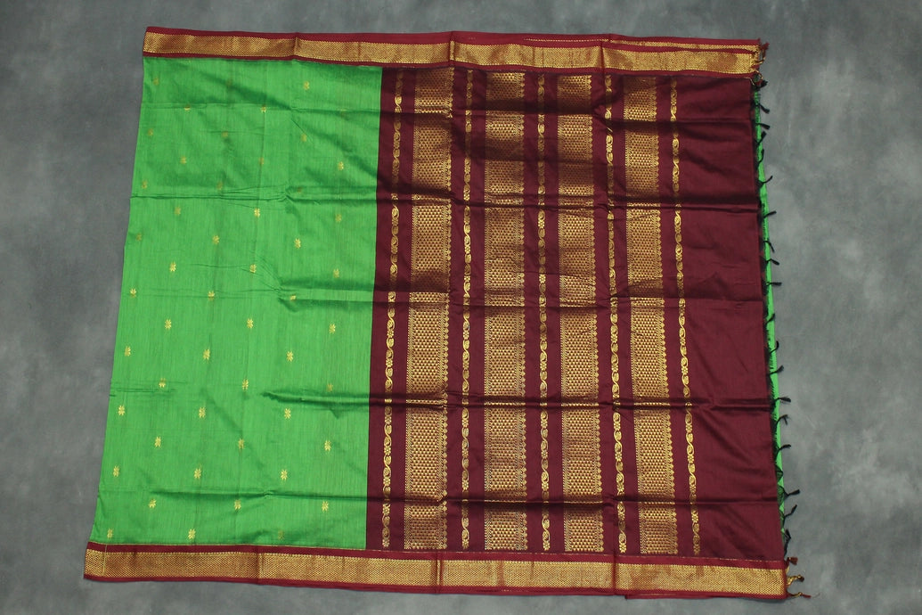 Green Silk Cotton Saree with Maroon Zari Border, Small Buttas and Grand Pallu - With Blouse Saree JCS Fashions