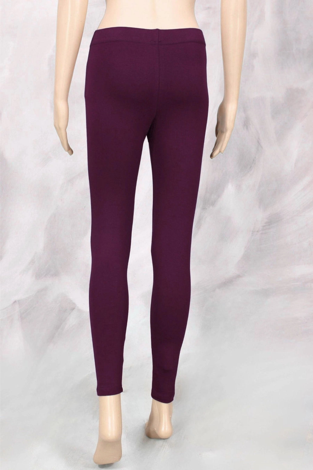Wine Ankle Length Ankle Leggings in 4-Way Lycra with Smooth Silicon-Wash Finish
