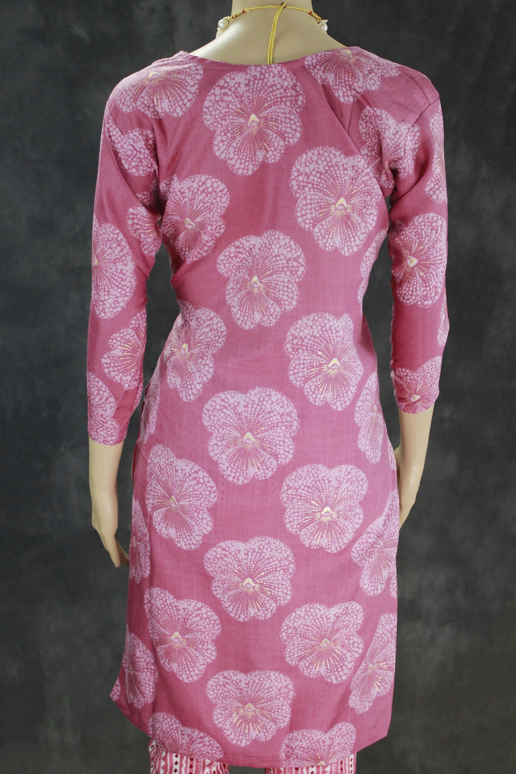 Onion Pink Floral 2-Piece Kurta Set with Elasticated Printed Pants