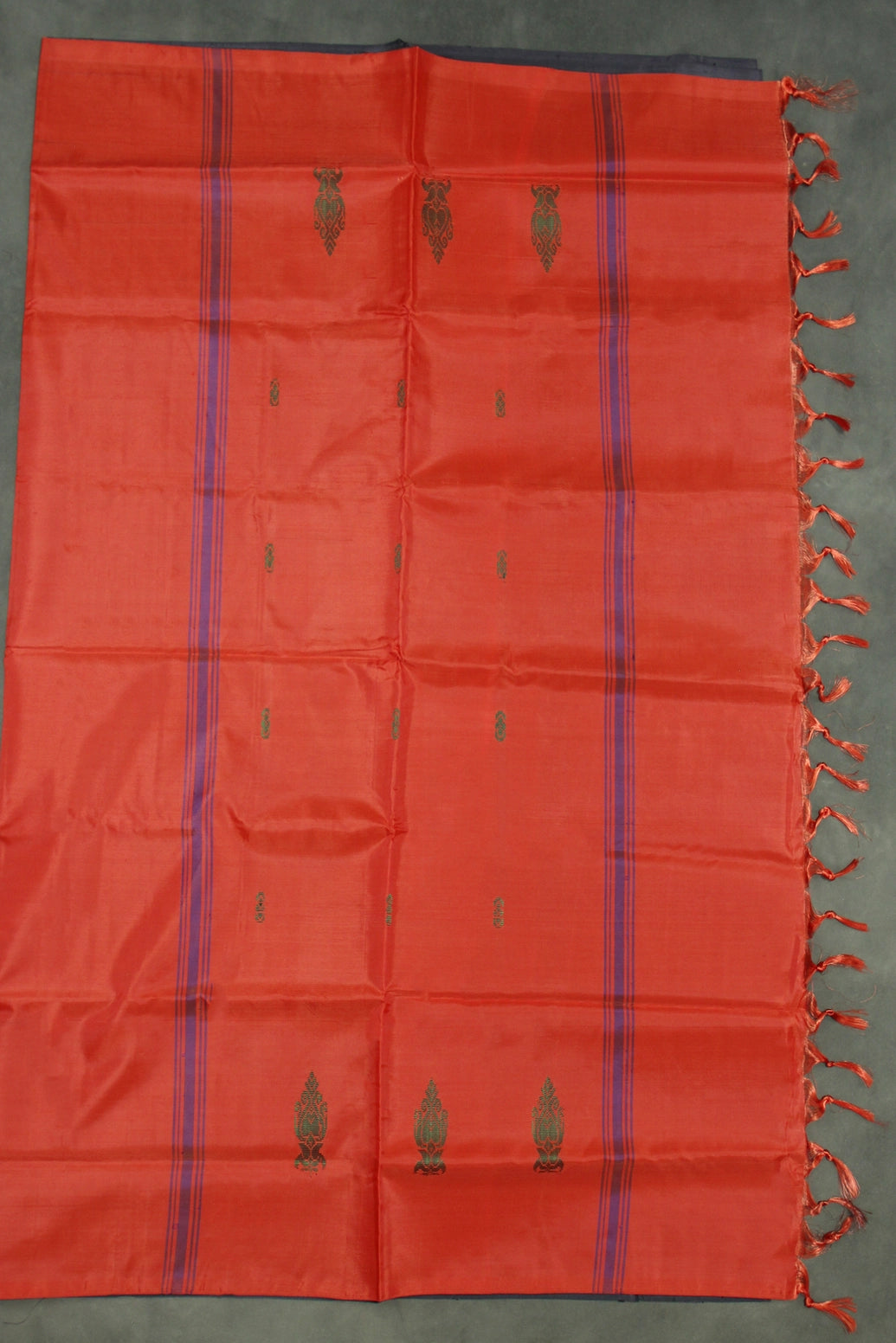 Red Vaazhai Naar (Banana Pith) Borderless Saree with Small Butta and Contrast Stripes - Traditional South Indian Weave