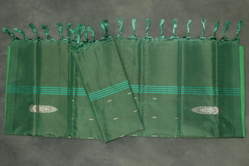 Bottle Green Vaazhai Naar (Banana Pith) Borderless Saree with Small Butta