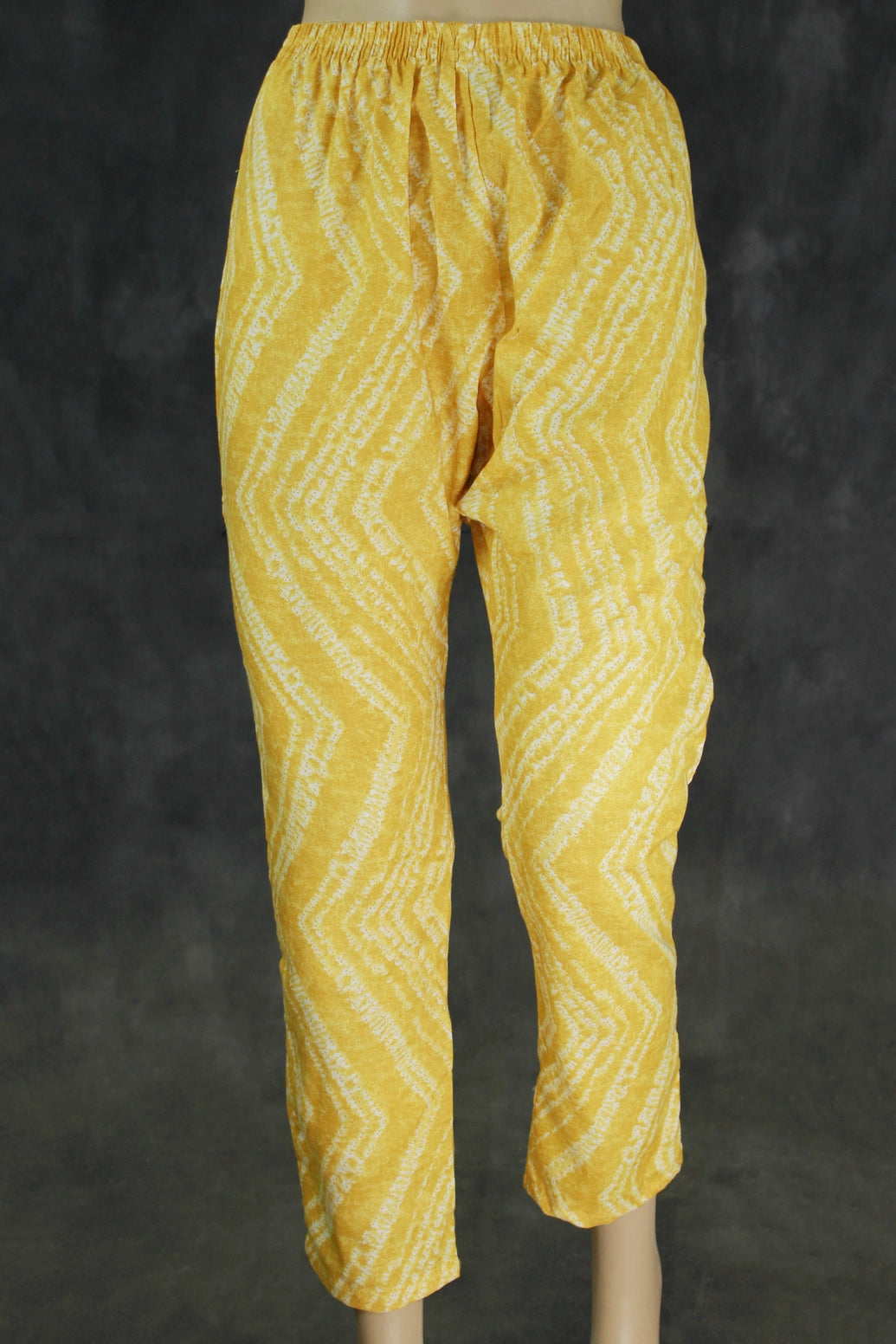 Yellow Cotton 2 Piece Kurta Set with Floral Design