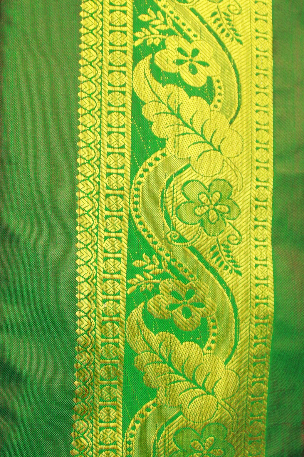 Green Zari Pattu Shawl with Traditional Border and Tassels for Pooja, Events and Functions