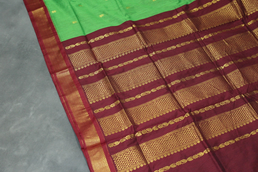 Green Silk Cotton Saree with Maroon Zari Border, Small Buttas and Grand Pallu - With Blouse Saree JCS Fashions