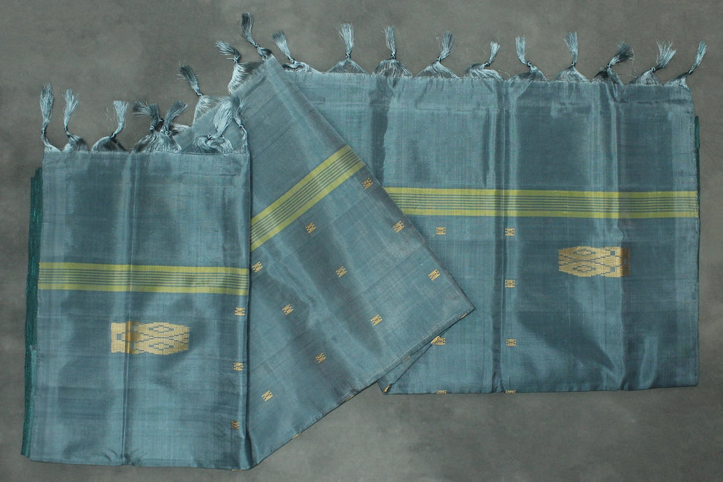 Grey Vaazhai Naar (Banana Pith) Borderless Saree with Small Butta – Classic Ethnic Drape