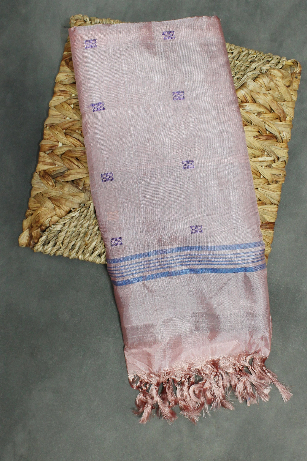 Blue & Light Onion Pink Vaazhai Naar (Banana Pith) Saree with Small Butta - Borderless Traditional Saree