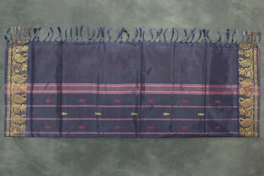 Vaazhai Naar (Banana Pith) Saree with Traditional Zari Border and Small Butta