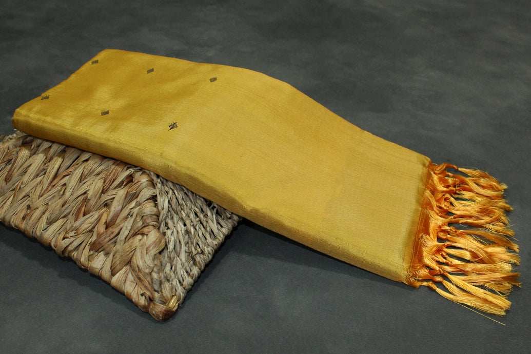 Saffron Yellow Vaazhai Naar (Banana Pith) Saree with Green Pallu and Small Butta - Borderless Traditional Saree