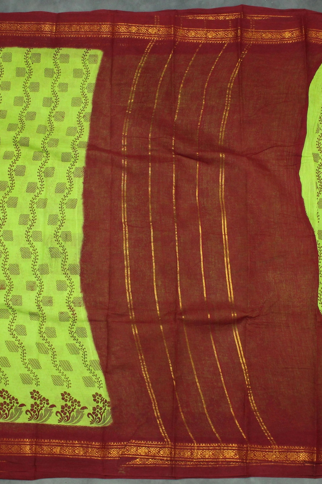 Elegant Green & Red Floral Print Poly Cotton Saree for Everyday Wear Saree JCS Fashions
