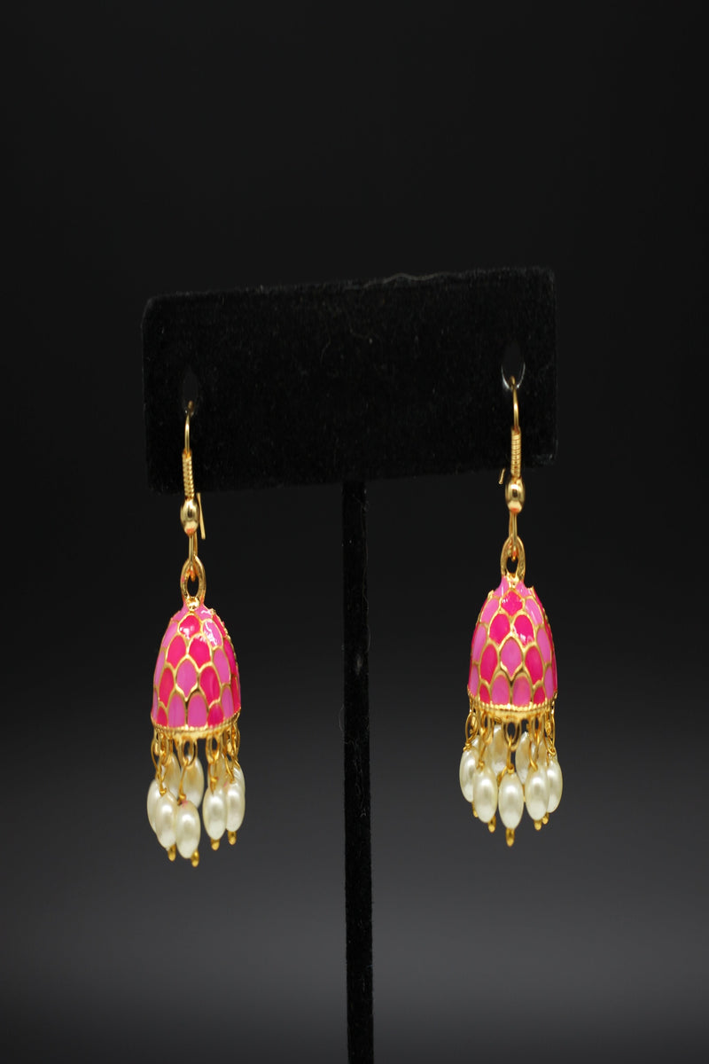 Lightweight Metal Earrings with Imitation Pearls |Alloy with Gold Plating