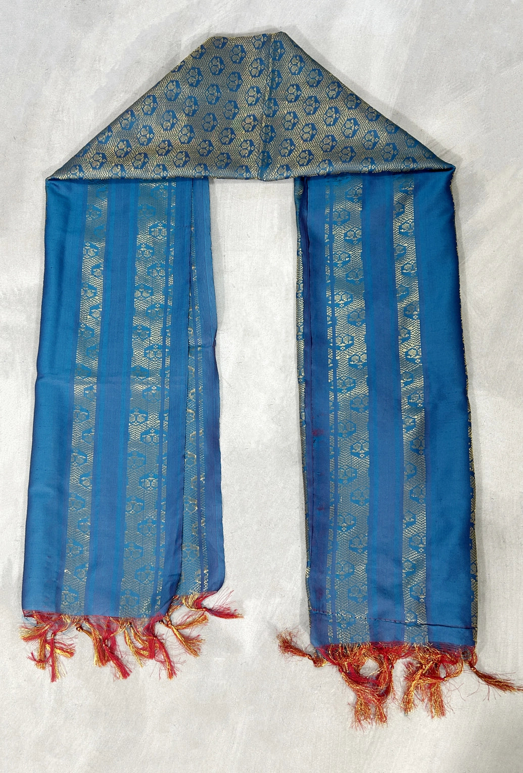 Blue Ponnadai Poly Silk Jacquard Temple Shawl with Zari Pattern & Tassels | South Indian Function Dupatta