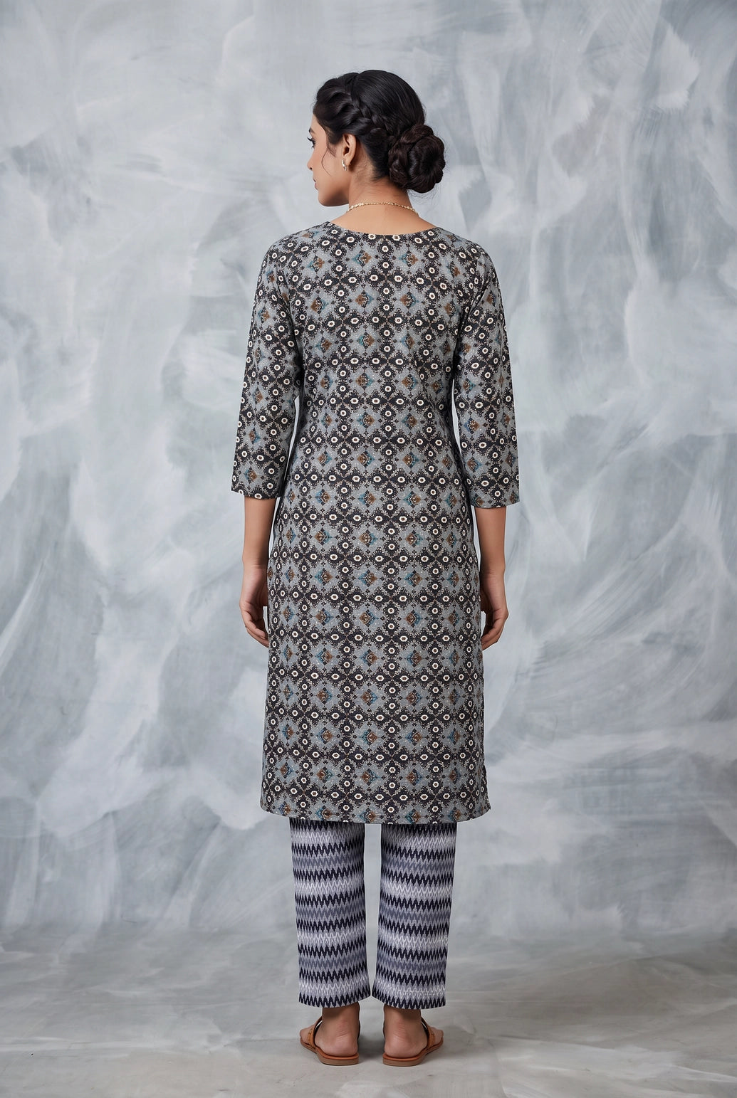 Grey Rayon Kurti Pant Set with Geometric Foil Print, Round Neck 3/4 Sleeves and Elastic Waist