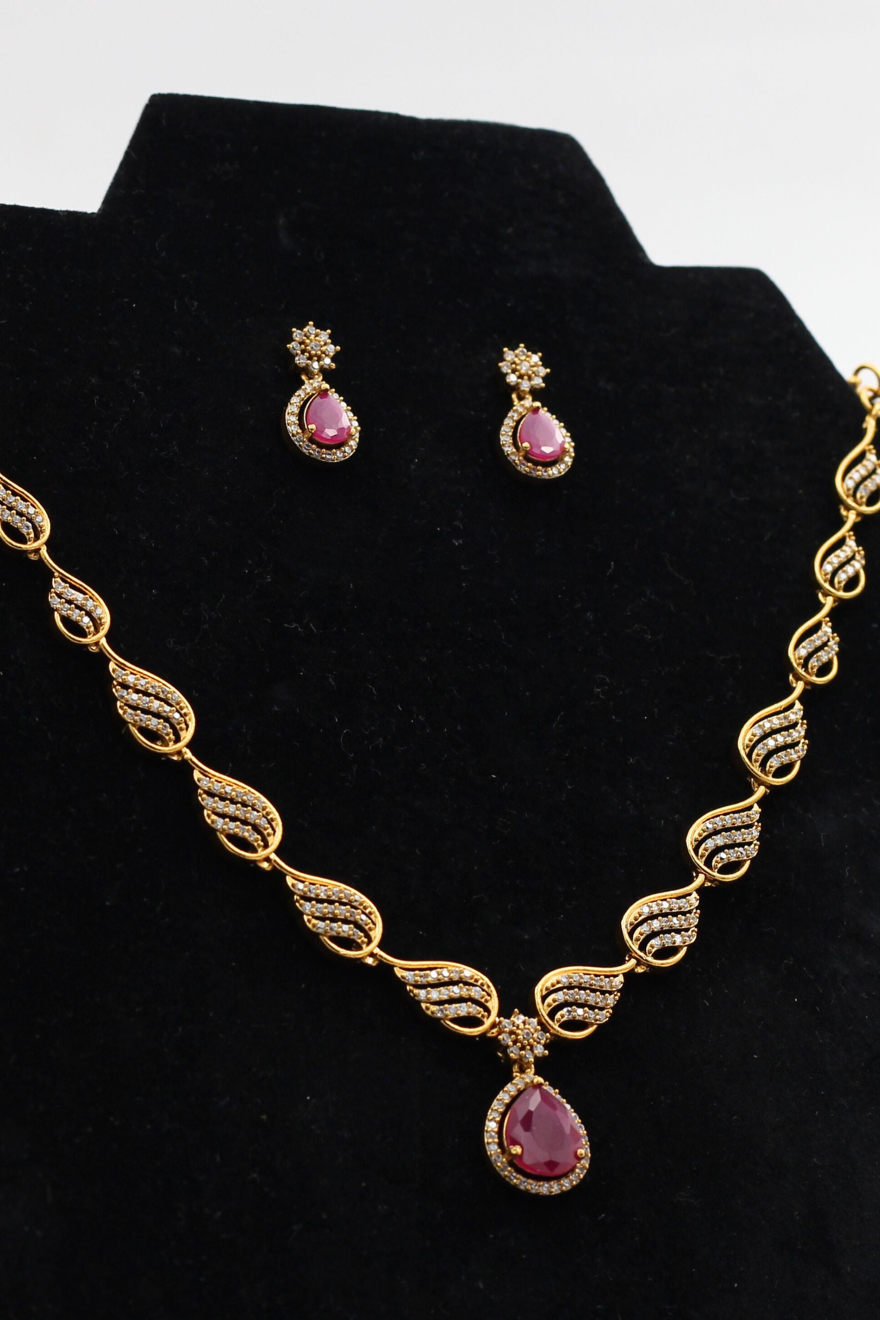 Gold-Polished Jewelry Stone Neck Set: Necklace & Earrings by JCSFashions Jewelry JCS Fashions