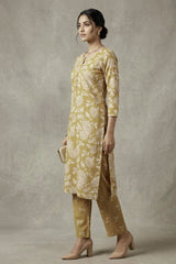 Mustard Yellow Cotton Kurti Pant Set with Printed — side pose