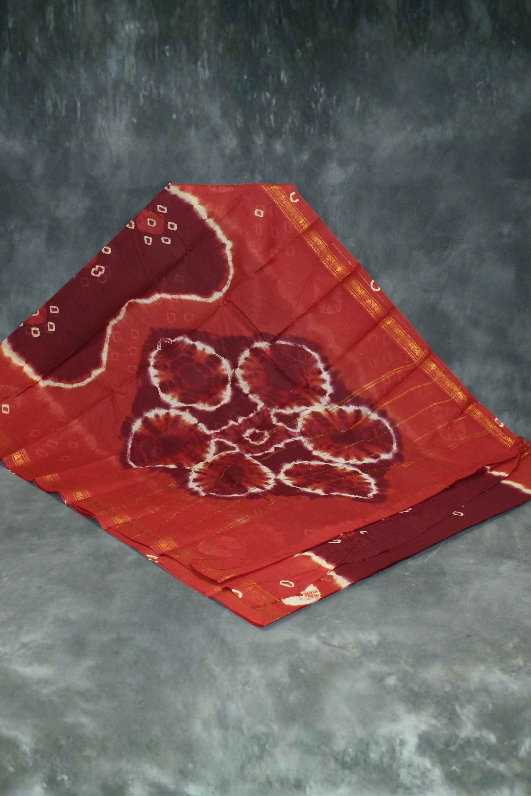 Maroon Bandhani Sungudi Cotton Saree with Golden Zari Border - 5.5m Saree JCS Fashions