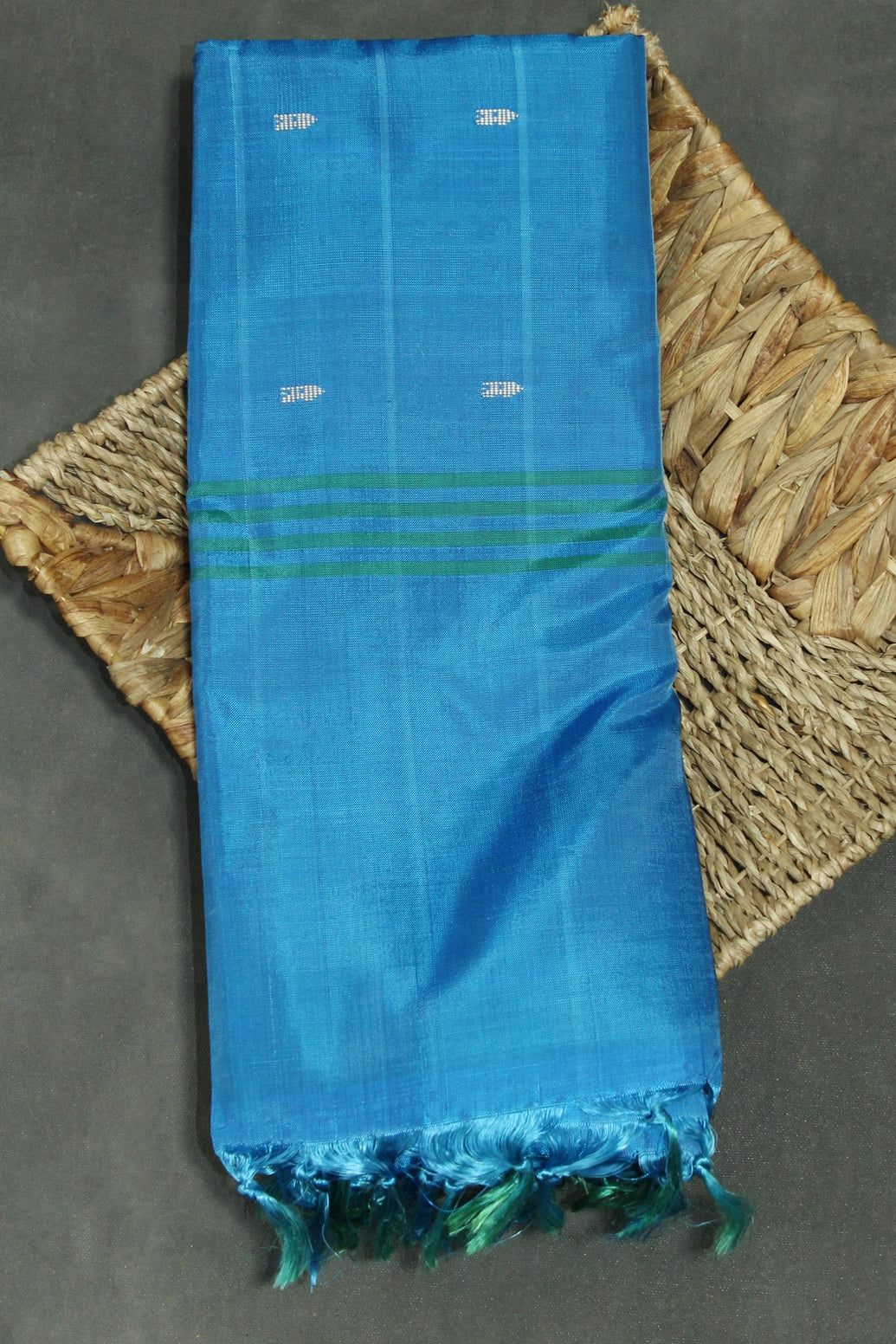 Blue Vaazhai Naar (Banana Pith) Borderless Saree with Small Butta - Blue
