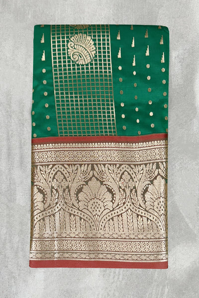 Green Pure Silk Saree with Heavy Zari Pallu and Border, Silk Mark Certificate, with Blouse Piece - 5.5 meters