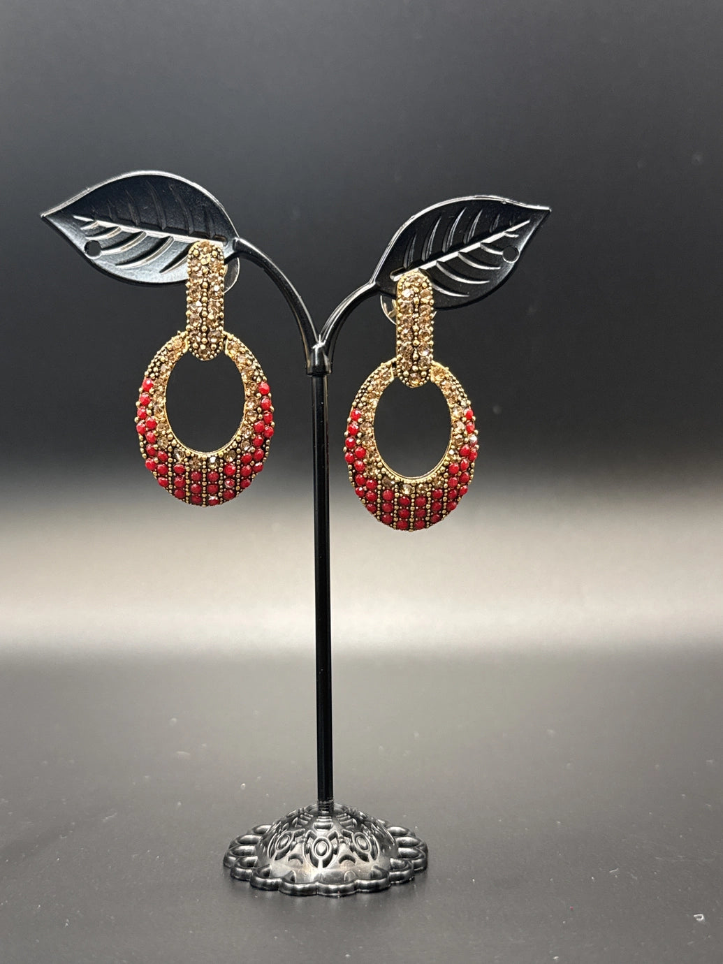 Antique Gold Oval Drop Earrings - Red & Champagne Stones