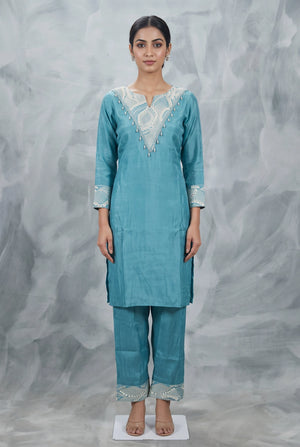 Teal Blue Glass Roman Co-Ord Kurti Set with Embroidered V-Neckline and Bead Detail